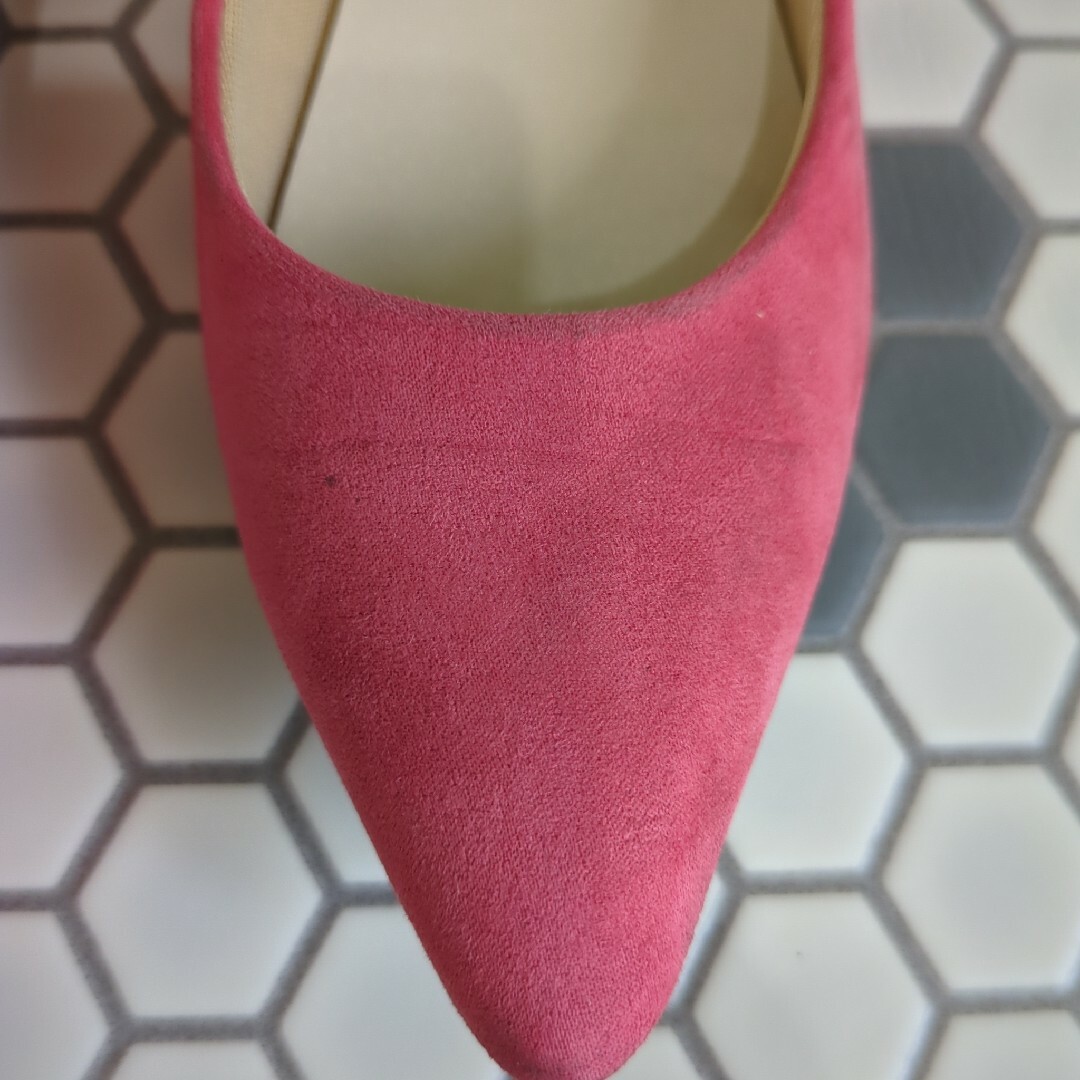 AmiAmi(アミアミ)のAMIAMI アミアミ ポインテッドトゥ フラットパンプス ピンク 23.5 レディースの靴/シューズ(ハイヒール/パンプス)の商品写真