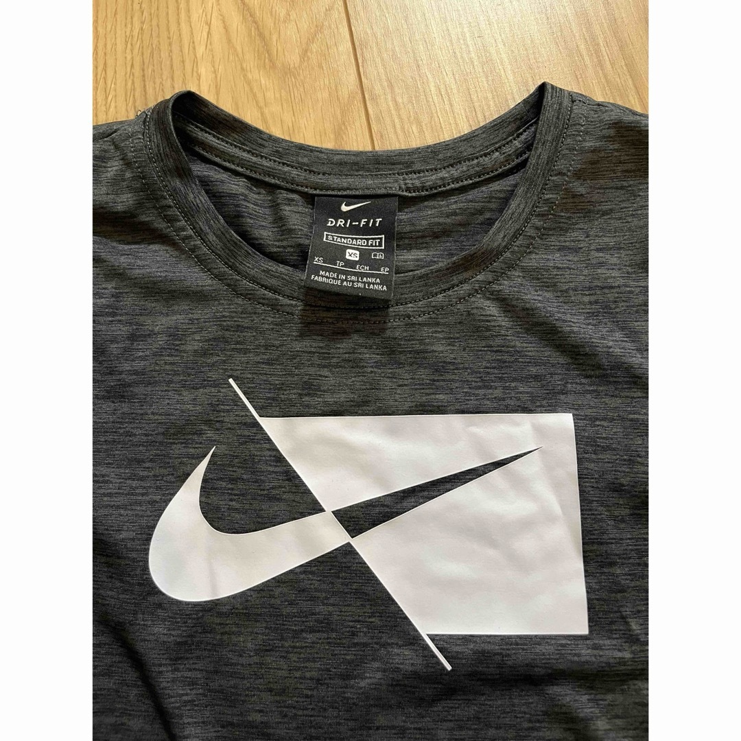 NIKE(ナイキ)のナイキ　ドライフィット　シャツ　XS スポーツ/アウトドアのサッカー/フットサル(ウェア)の商品写真