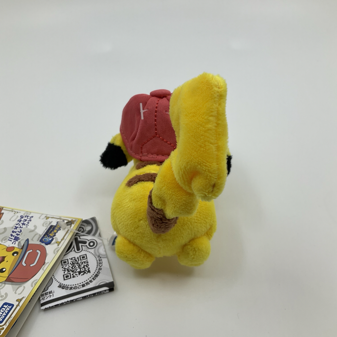 ポケモン(ポケモン)の新品　ちっちゃいかたのりサトシのピカチュウ アローラキャップ　タグ付き エンタメ/ホビーのおもちゃ/ぬいぐるみ(ぬいぐるみ)の商品写真