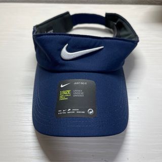 【新品未使用】NIKE サンバイザー　ゴルフ　スポーツ　帽子　ユニセックス(サンバイザー)