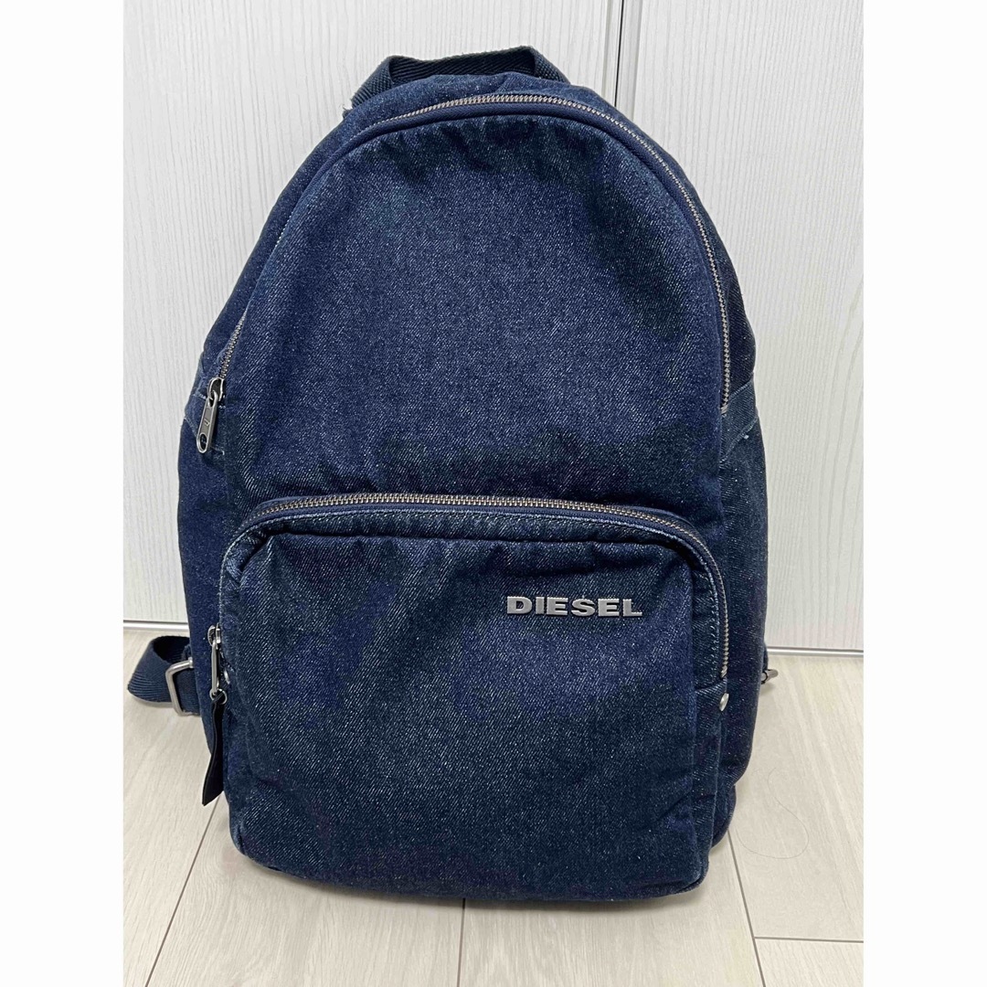 DIESEL(ディーゼル)の希少！！DIESEL デニムリュック レア 美品 メンズのバッグ(バッグパック/リュック)の商品写真