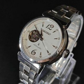 SEIKO - 極美品【稼働品】SEIKO セイコールキア 4R38 ホワイト SEIKO - 極美品【稼働品】SEIKO セイコールキア 4R38 ホワイト