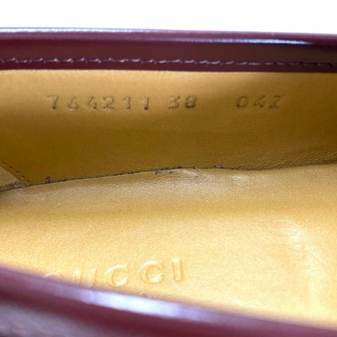 Gucci(グッチ)のGUCCI(グッチ) ローファー 38 レディース美品  ホースビット付き ウィメンズ ローファー 764211 ボルドー 厚底 レザー レディースの靴/シューズ(ローファー/革靴)の商品写真