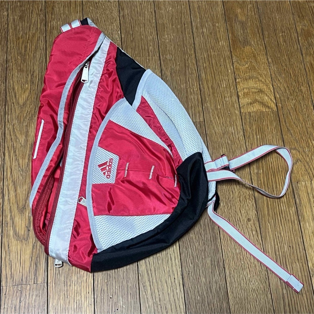 adidas(アディダス)の【最終値下げ!!!!!】adidas ワンショルダーバッグ メンズのバッグ(ボディーバッグ)の商品写真