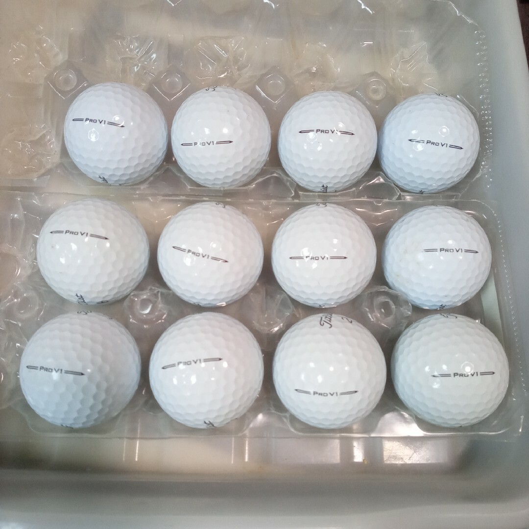 Titleist(タイトリスト)のロストボール① PROV1 最新 12球 スポーツ/アウトドアのゴルフ(その他)の商品写真