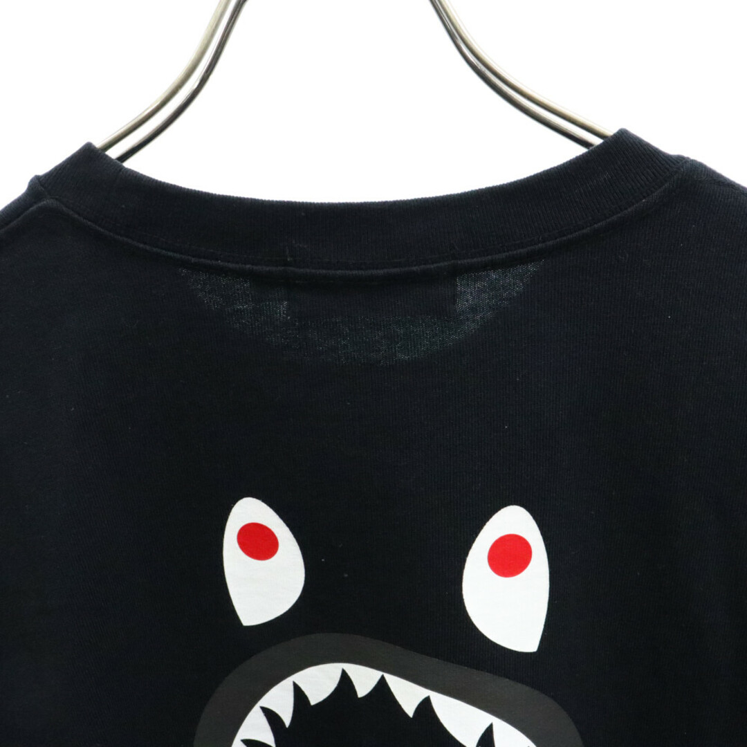 A BATHING APE(アベイシングエイプ)のA BATHING APE アベイシングエイプ BUSY SHARK シャーク 両面ビッグロゴプリント 半袖Tシャツ ブラック 001CSI301008M メンズのトップス(Tシャツ/カットソー(半袖/袖なし))の商品写真