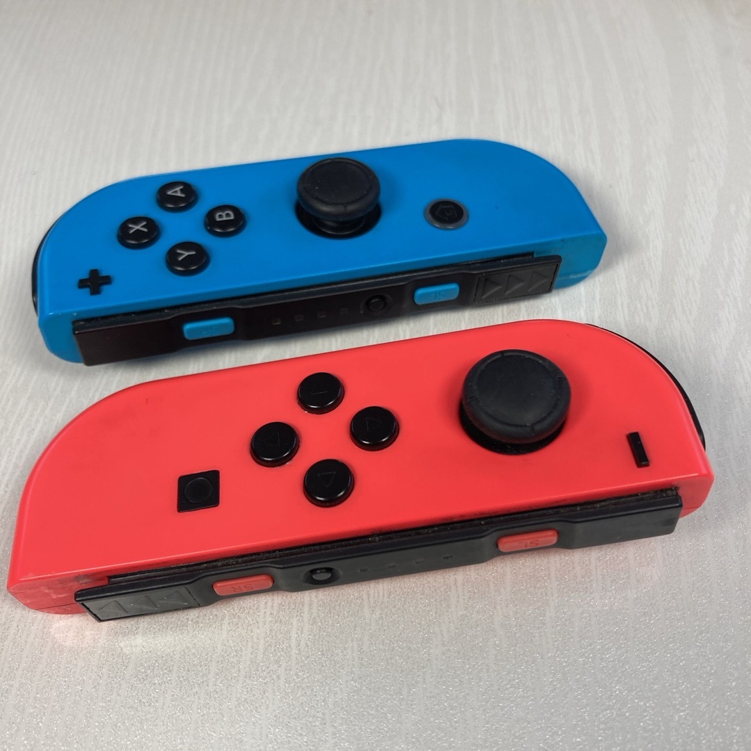 Nintendo Switch(ニンテンドースイッチ)のニンテンドースイッチ　本体  ジョイコン(L) ネオンブルー(R) ネオンレッド エンタメ/ホビーのゲームソフト/ゲーム機本体(家庭用ゲーム機本体)の商品写真