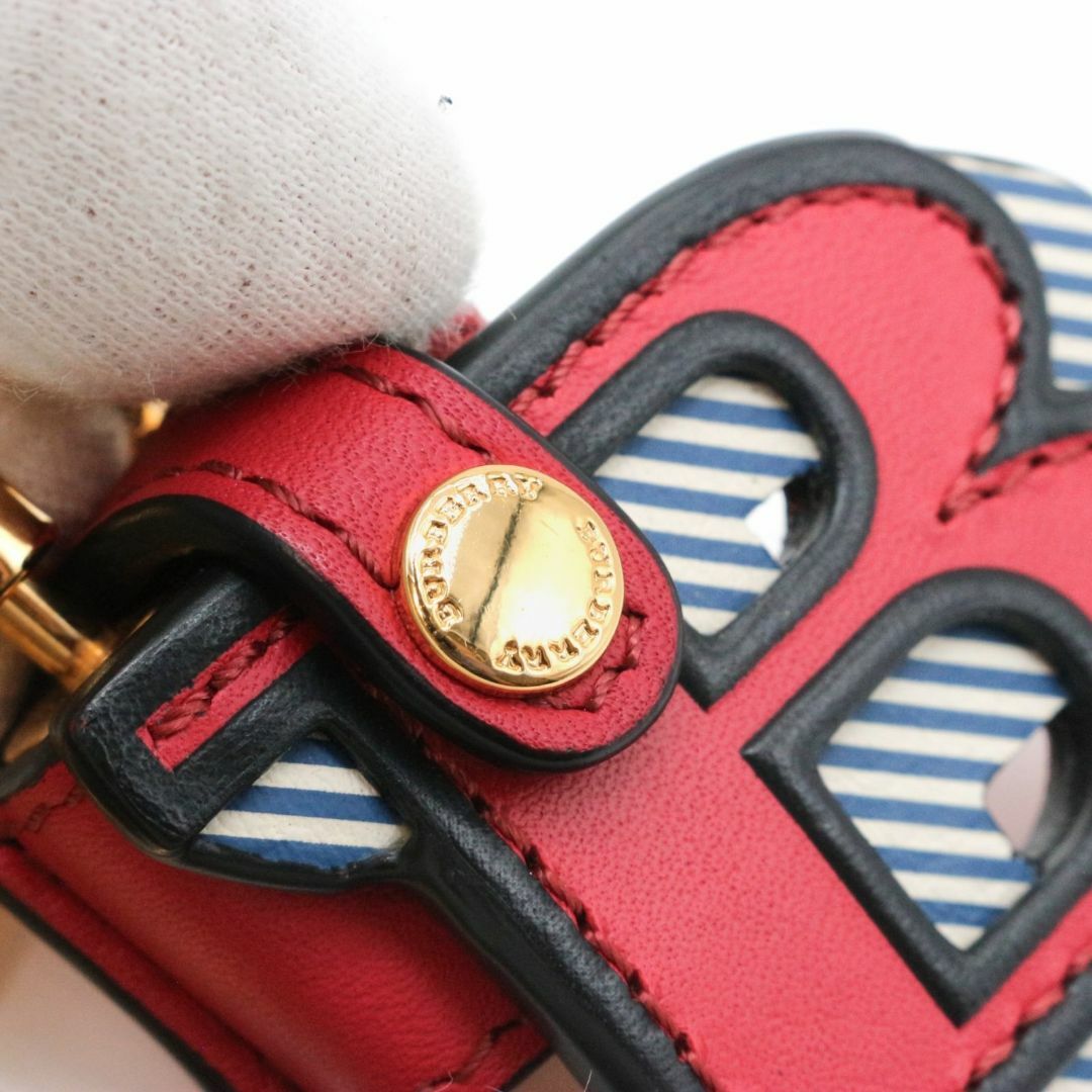 BURBERRY - バーバリー キーホルダー キーチャーム バッグ BURBERRY - バーバリー キーホルダー キーチャーム バッグ