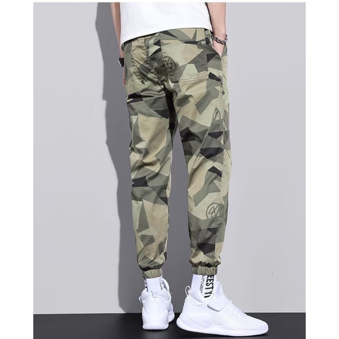【大好評★】　パンツ　ジョガーパンツ　迷彩　グリーン　メンズ　ストリート　運動 メンズのパンツ(その他)の商品写真