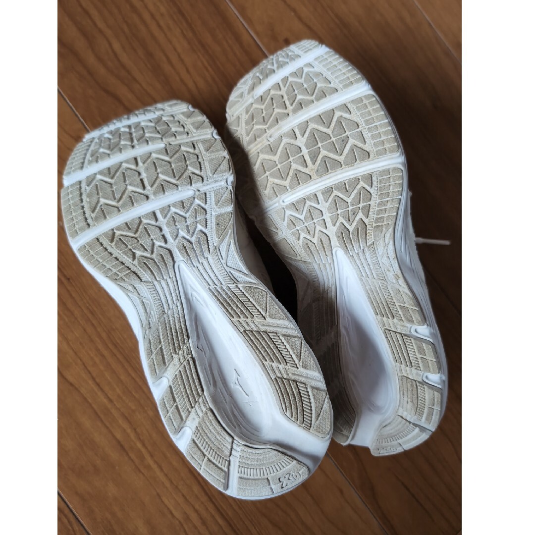 MIZUNO(ミズノ)のｋａｒｉｅ様専用 レディースの靴/シューズ(スニーカー)の商品写真