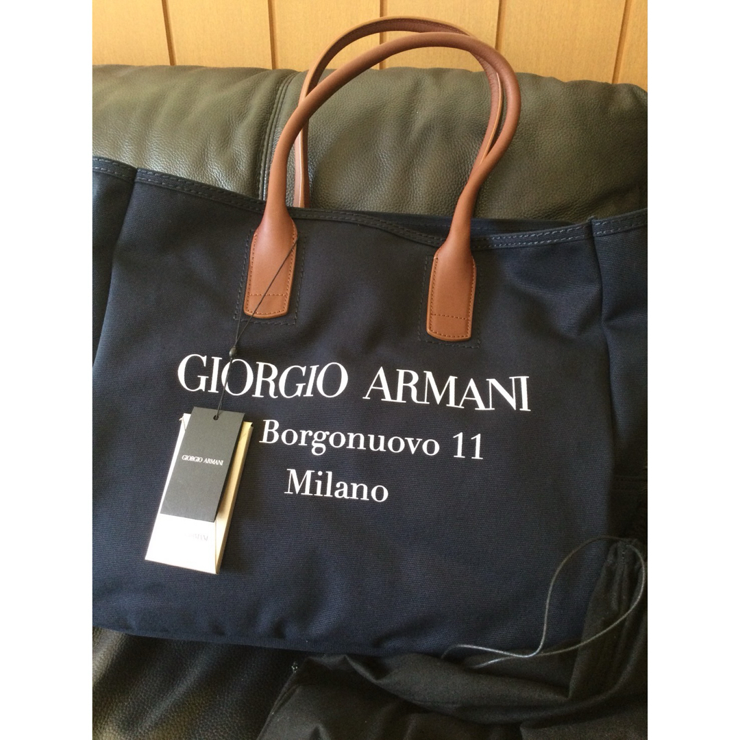 Giorgio Armani(ジョルジオアルマーニ)の新品　ユニセックス　Giorgio Armani  トートバッグ レディースのバッグ(トートバッグ)の商品写真