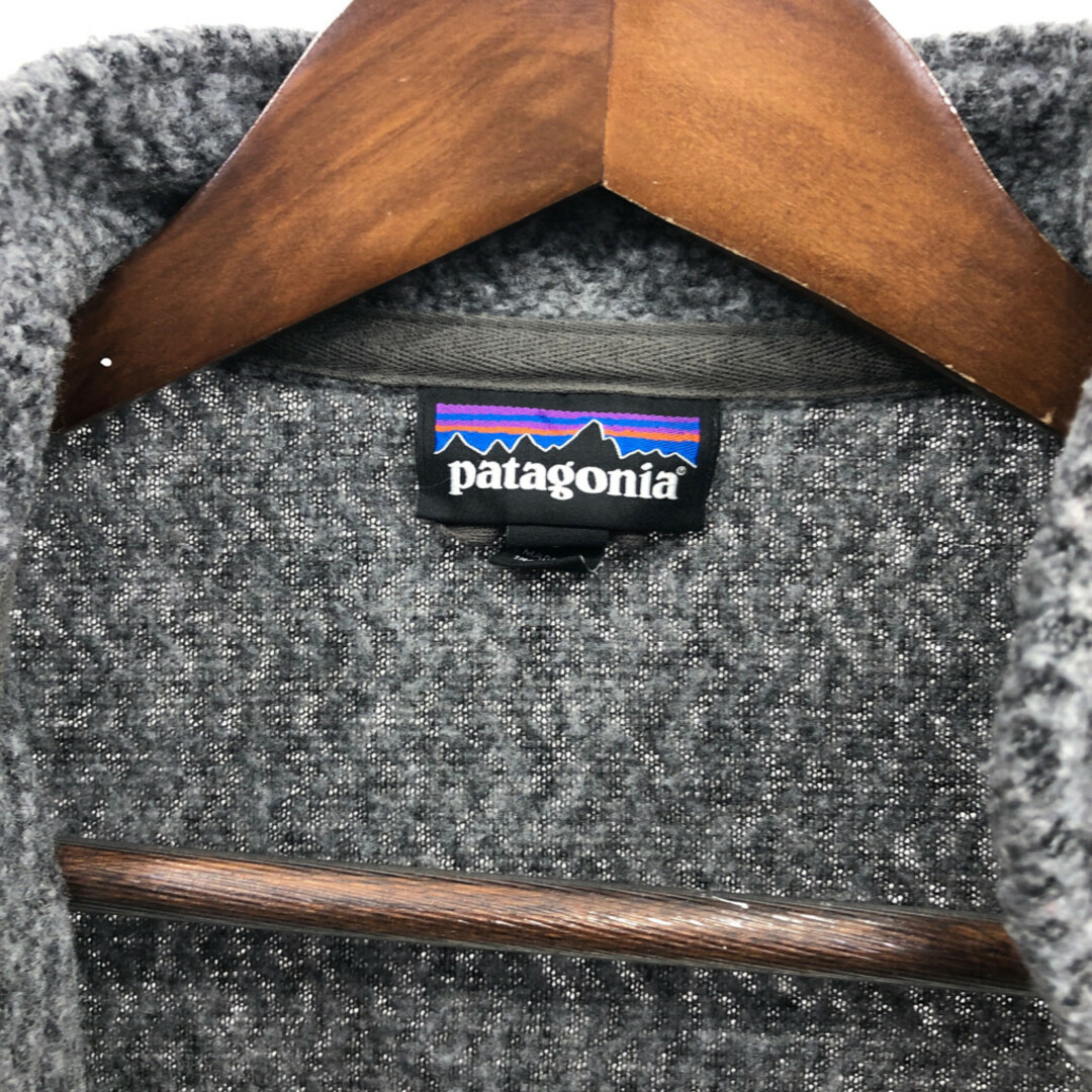 patagonia(パタゴニア)のpatagonia パタゴニア ウーリエステル フリースジャケット アウトドア ロゴ グレー (メンズ S) 中古 古着 Q6696 メンズのジャケット/アウター(その他)の商品写真