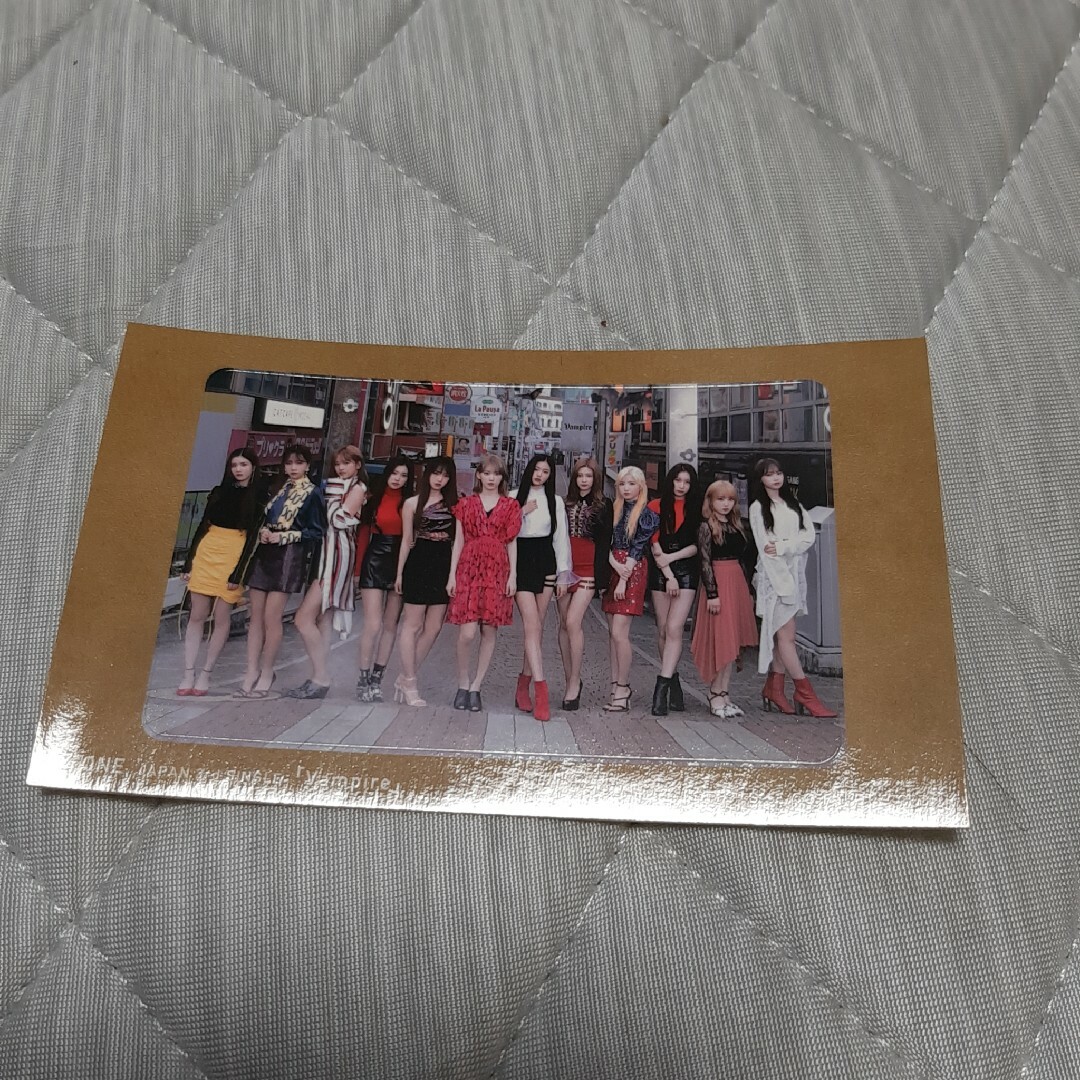 IZ*ONE　特典セット エンタメ/ホビーのタレントグッズ(アイドルグッズ)の商品写真