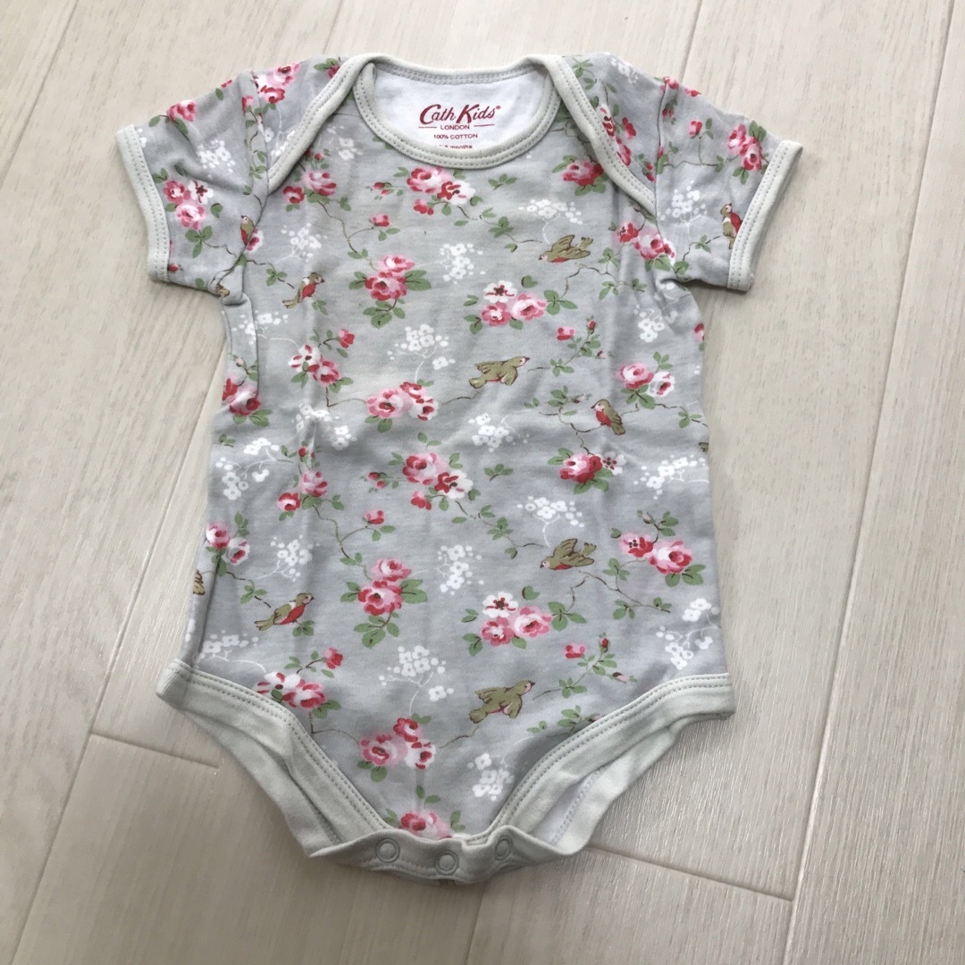 Cath Kidston(キャスキッドソン)のキャスキッドソン　ロンパース　3〜6month キッズ/ベビー/マタニティのベビー服(~85cm)(ロンパース)の商品写真