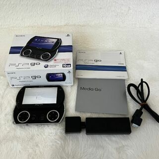 ソニー(SONY)のPlayStationポータブルPSP-N1000 PB PLANO BLACK(携帯用ゲーム機本体)