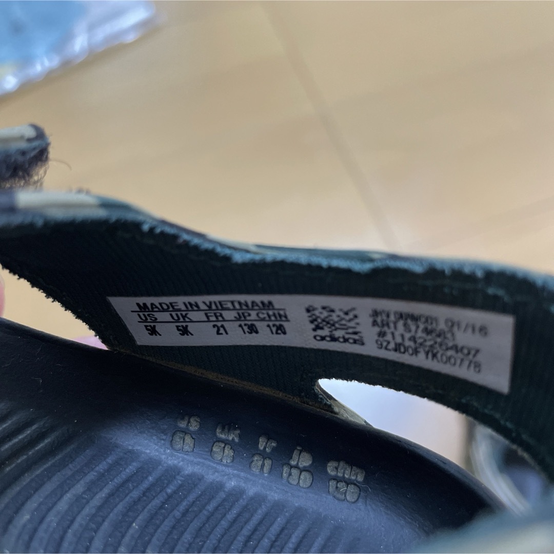 adidas(アディダス)の⭐︎adidas⭐︎キッズサンダル13cm キッズ/ベビー/マタニティのベビー靴/シューズ(~14cm)(サンダル)の商品写真