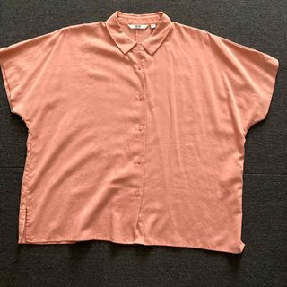 ユニクロ(UNIQLO)のUNIQLOシャツ(シャツ/ブラウス(長袖/七分))