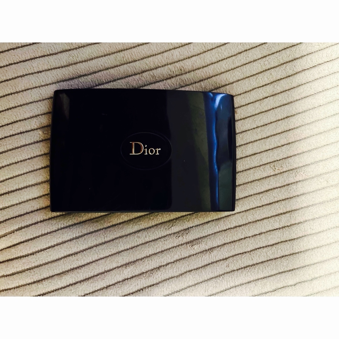 Dior(ディオール)のDior ディオール ミニパレット ピンク  コスメ/美容のベースメイク/化粧品(アイシャドウ)の商品写真