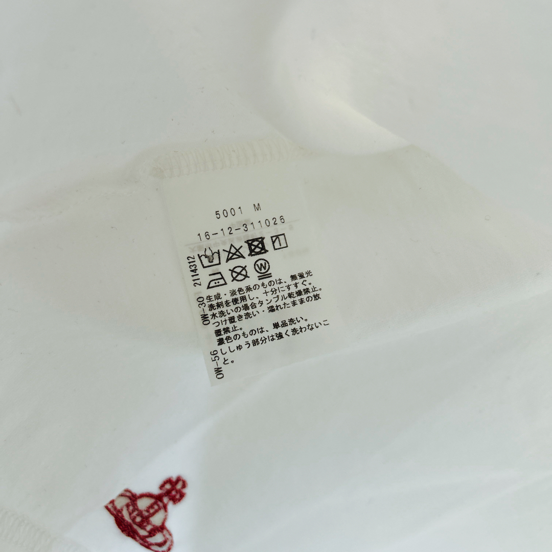 Vivienne Westwood(ヴィヴィアンウエストウッド)のう2 美品　ヴィヴィアンウエストウッド  Tシャツ　ラム　羊 レディースのトップス(Tシャツ(半袖/袖なし))の商品写真