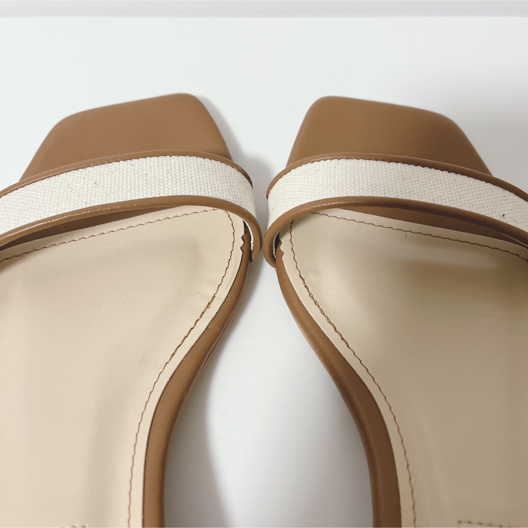 SLOBE IENA(スローブイエナ)の✨️美品✨ 即日発送︎︎ SLOBE IENA サンダル  フラット 23cm レディースの靴/シューズ(サンダル)の商品写真