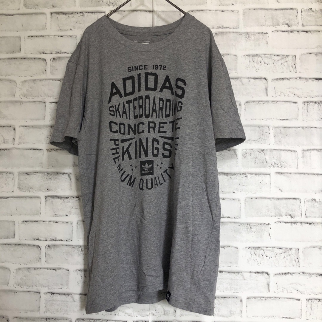 Originals（adidas）(オリジナルス)の希少XL⭐️adidas アディダスオリジナルス スケボーキングTシャツ グレー メンズのトップス(Tシャツ/カットソー(半袖/袖なし))の商品写真