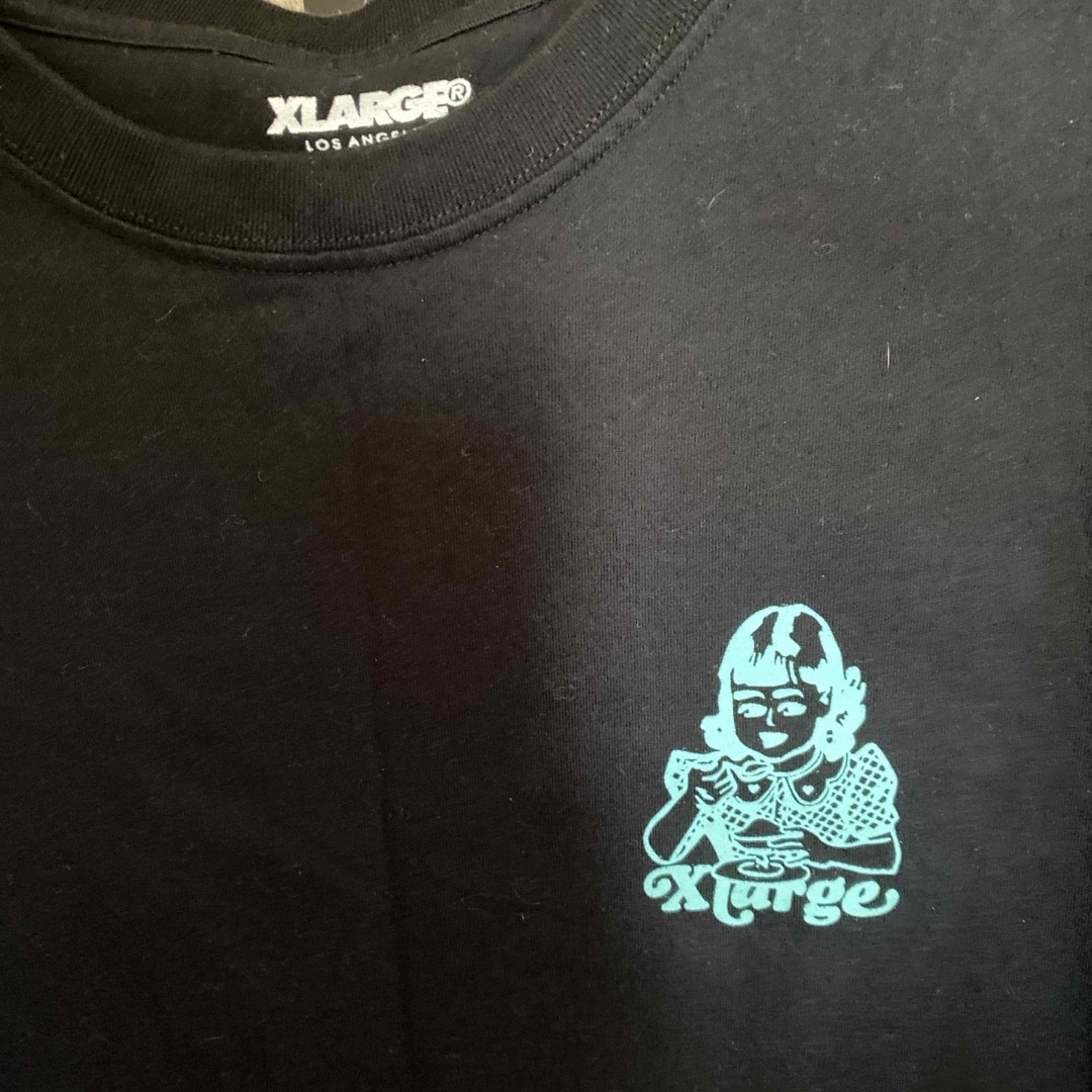 XLARGE(エクストララージ)のXLARGE  Tシャツ  バックプリント Lサイズ レディースのトップス(Tシャツ(半袖/袖なし))の商品写真