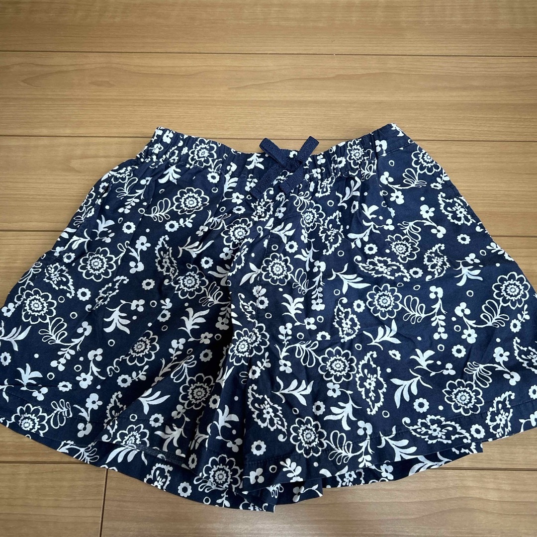 ZARA(ザラ)の女の子　7点まとめ売り　130 キッズ/ベビー/マタニティのキッズ服女の子用(90cm~)(パンツ/スパッツ)の商品写真