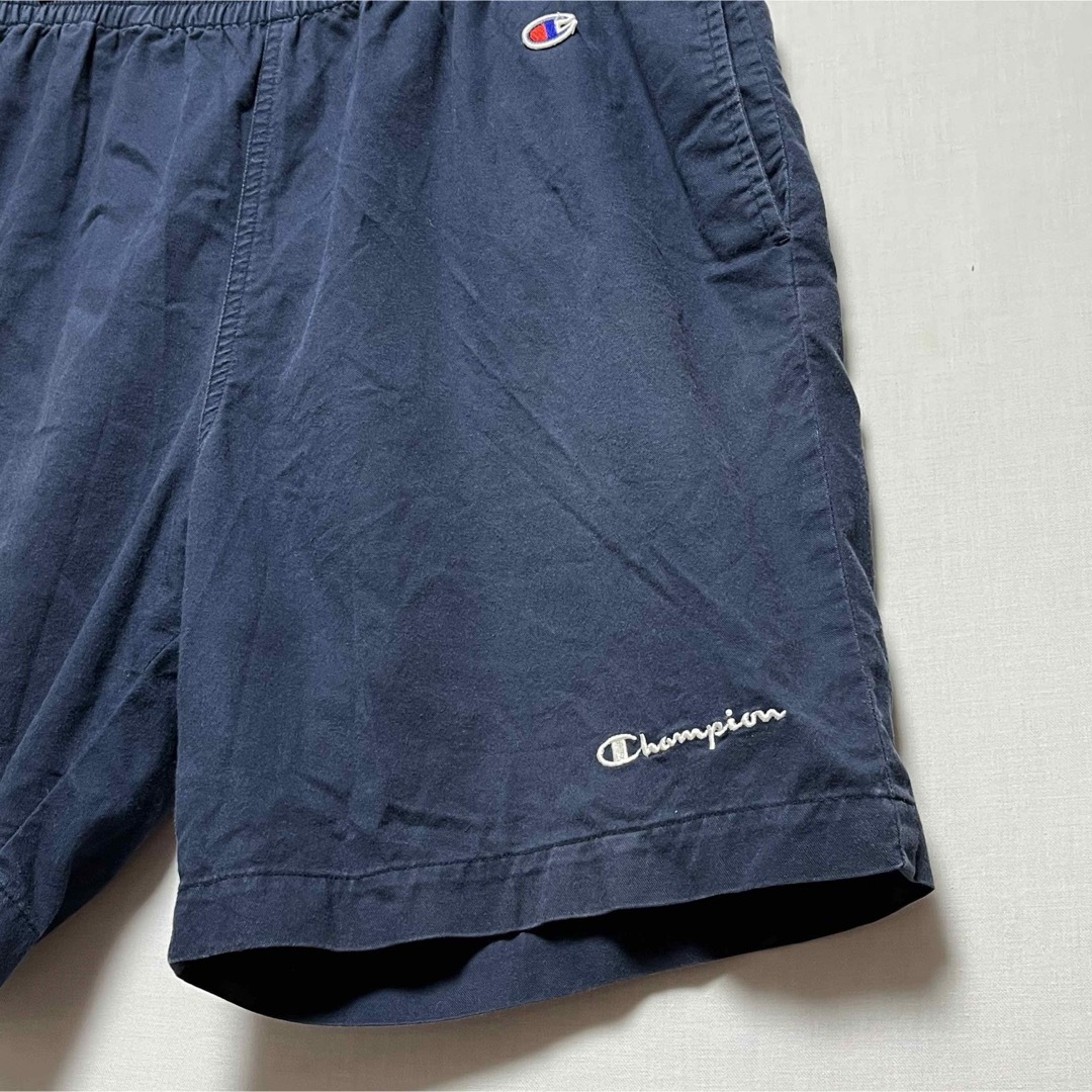 Champion(チャンピオン)のChampion ハーフパンツ ショートパンツ Lサイズ 刺繍ロゴ 短パン メンズのパンツ(ショートパンツ)の商品写真
