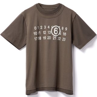 エムエムシックス(MM6)のエムエムシックス メゾンマルジェラ/MM6 MAISON MARGIELA シャツ アパレル メンズ T-SHIRT Tシャツ TAUPE 2024年春夏新作 SH0GC0001-STJ391-962T(Tシャツ/カットソー(半袖/袖なし))