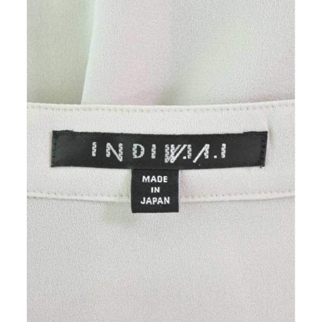 INDIVI(インディヴィ)のINDIVI インディヴィ ブラウス 38(M位) グレー 【古着】【中古】 レディースのトップス(シャツ/ブラウス(長袖/七分))の商品写真