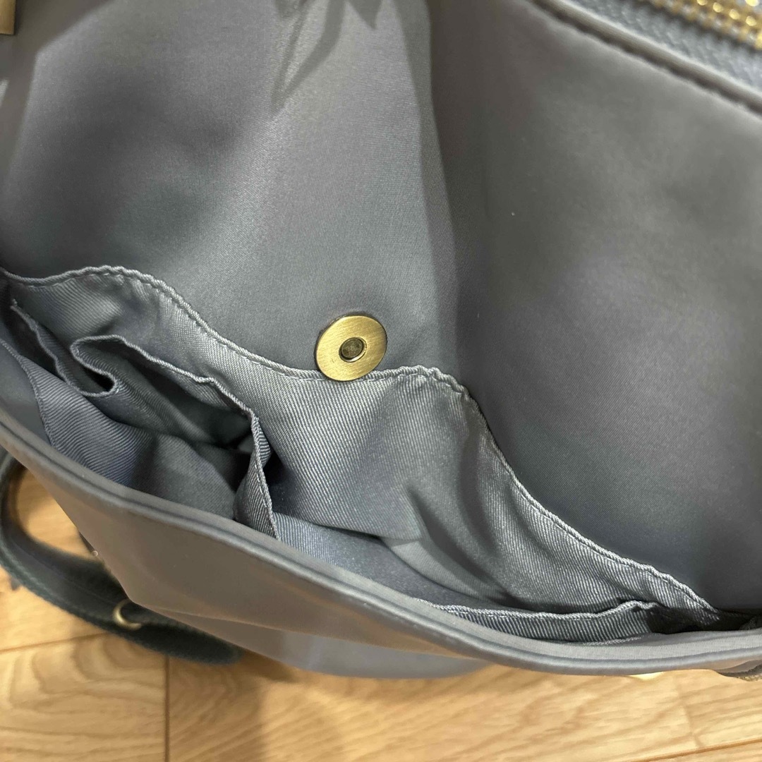 ear PAPILLONNER(イアパピヨネ)のキレイめリュック レディースのバッグ(リュック/バックパック)の商品写真