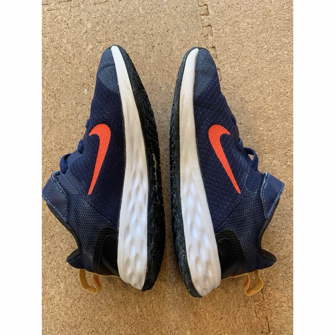 NIKE(ナイキ)のナイキ　スニーカー　19cm キッズ/ベビー/マタニティのキッズ靴/シューズ(15cm~)(スニーカー)の商品写真