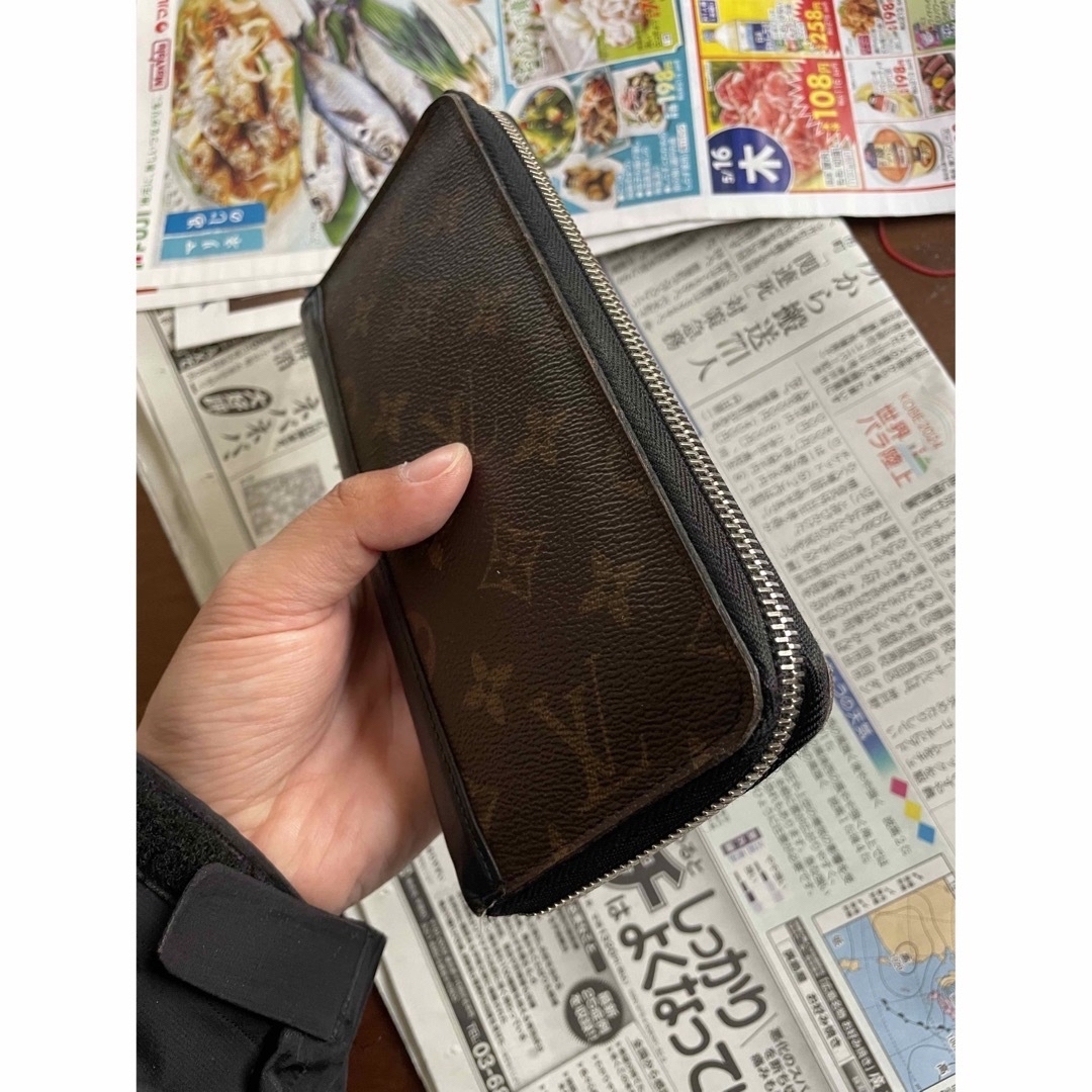 LOUIS VUITTON(ルイヴィトン)のLOUIS VUITTON 財布　限定品　大特価今だけ レディースのファッション小物(財布)の商品写真