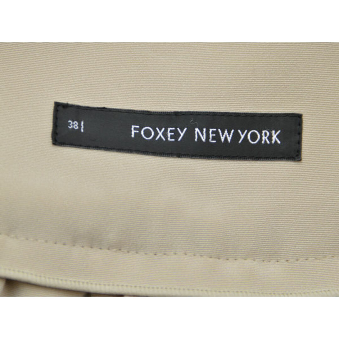 FOXEY(フォクシー)のフォクシーニューヨーク FOXEY NEW YORK フルキュロット/ショートパンツ 38サイズ ベージュ レディース F-L4708 レディースのパンツ(ショートパンツ)の商品写真