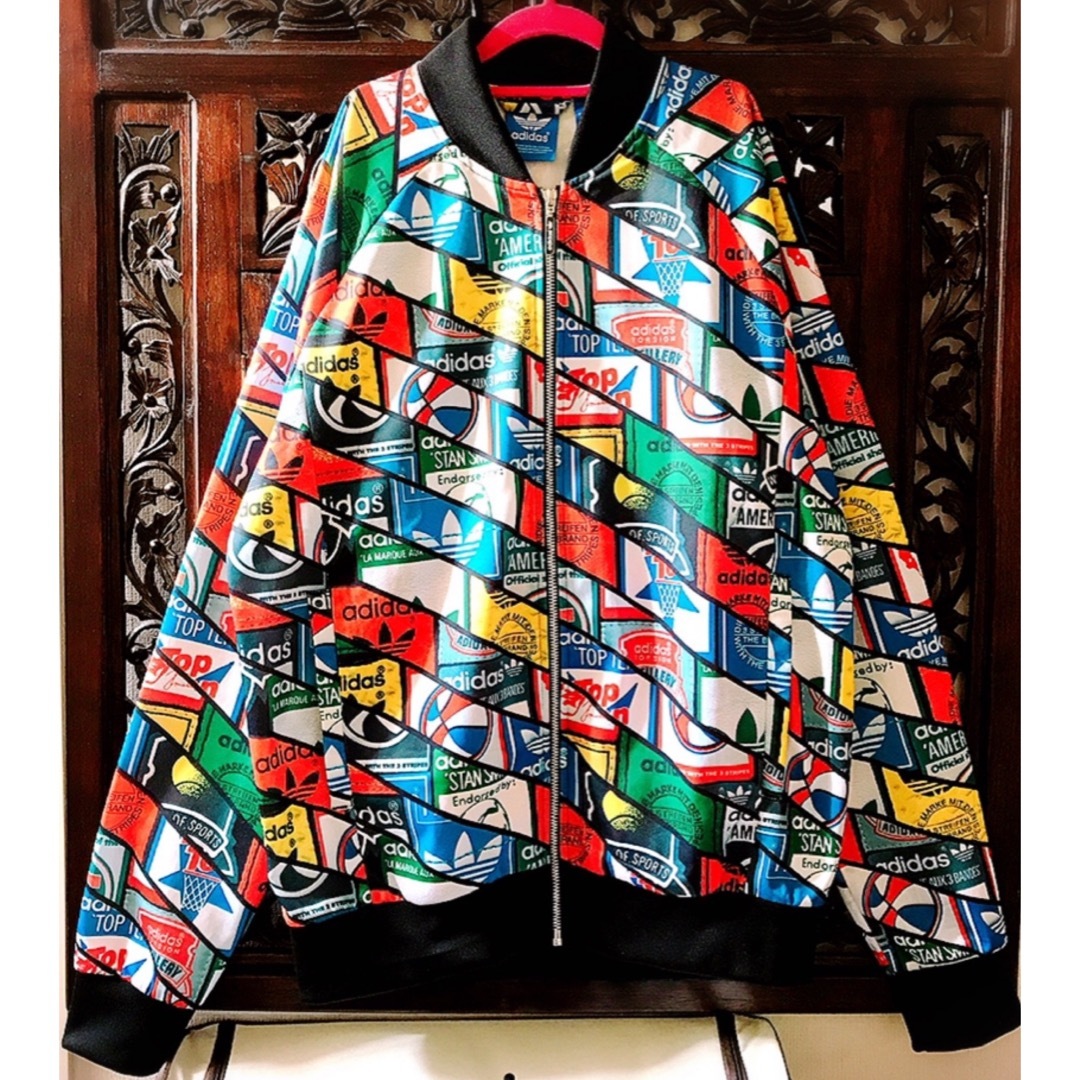 adidas - アディダス スタンスミス ロゴいっぱい トラックトップ adidas - アディダス スタンスミス ロゴいっぱい トラックトップ
