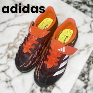 アディダス(adidas)の美品✨ アディダス キッズ 19cm プレデター フットサル　サッカー　シューズ(シューズ)