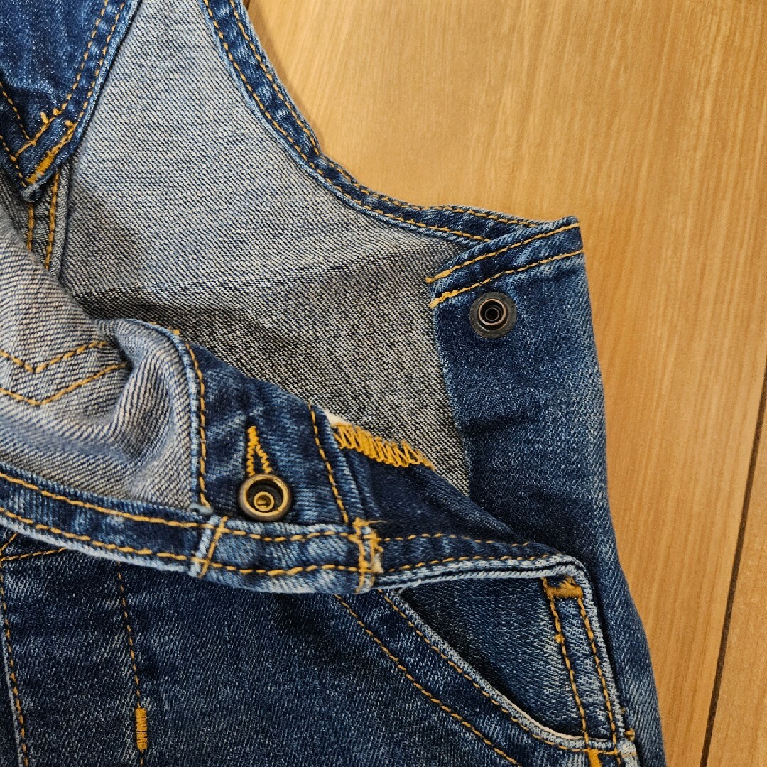 babyGAP(ベビーギャップ)のbabyGap　デニム　ショートオーバーオール　★6-12month★　70cm キッズ/ベビー/マタニティのベビー服(~85cm)(ロンパース)の商品写真