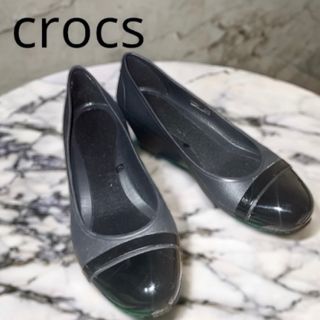 クロックス(crocs)の美品✨クロックス　W6/22cm  キャップトゥ　フラットサンダル　黒(その他)