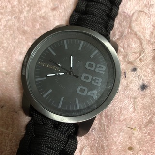 DIESEL - ディーゼル　腕時計　DZ-1480 稼働品　ジャンク　リューズ無し　パラコード
