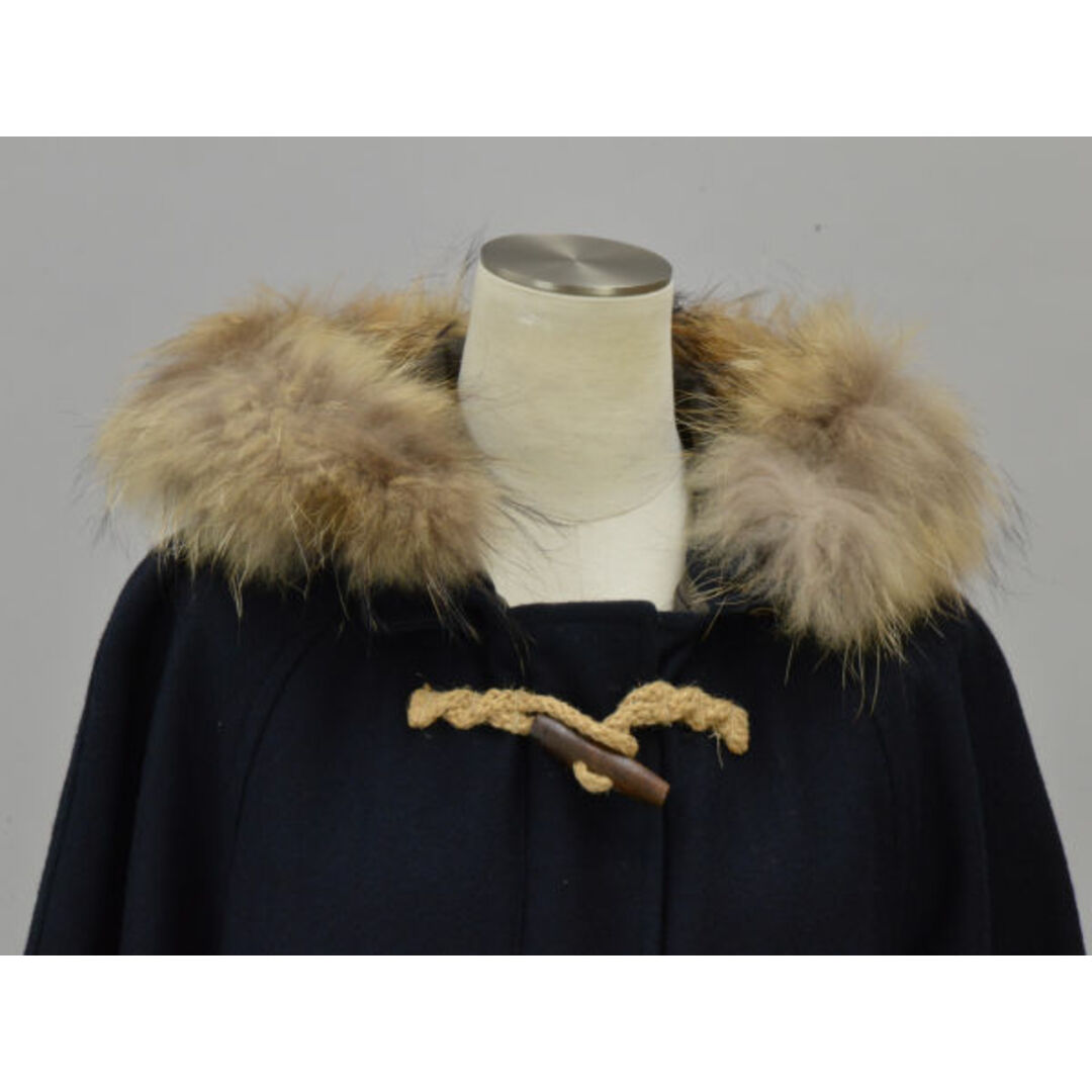 リナジュール Rinajour 毛皮(タヌキ)ファー ショートダッフルコート Fサイズ ネイビー レディース F-L6238 レディースのジャケット/アウター(ロングコート)の商品写真