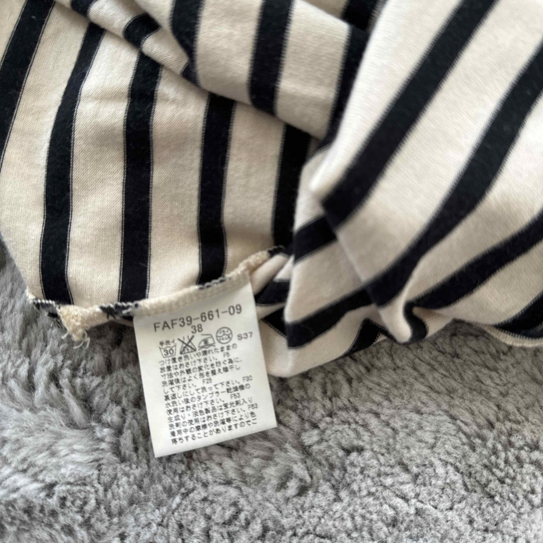 BURBERRY(バーバリー)のバーバリー　Tシャツ レディースのトップス(Tシャツ(半袖/袖なし))の商品写真