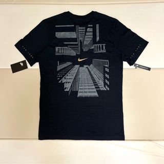 ナイキ(NIKE)の未使用タグ付き NIKE / ナイキ NYC Tシャツ S ブラック(Tシャツ/カットソー(半袖/袖なし))