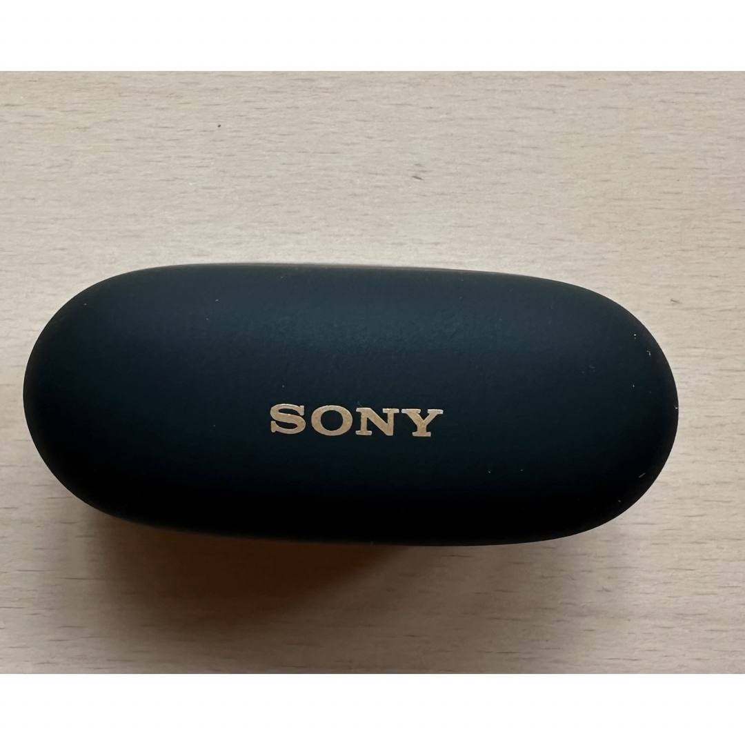 SONY(ソニー)のソニー ワイヤレスイヤホンWF-1000XM5 黒 充電ケース  カバー付き  スマホ/家電/カメラのオーディオ機器(ヘッドフォン/イヤフォン)の商品写真