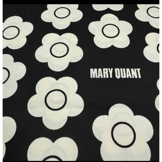 マリークワント(MARY QUANT)のマリークワント MARY QUANT 生地  黒色  花柄 オックス  1m(生地/糸)