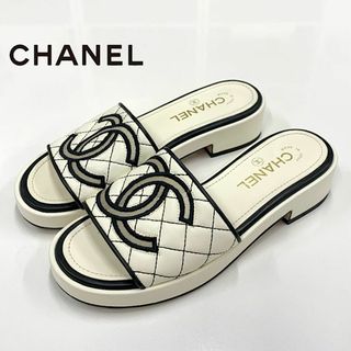 シャネル(CHANEL)の8192  シャネル ラムスキン サンダル ココマーク ホワイト(サンダル)