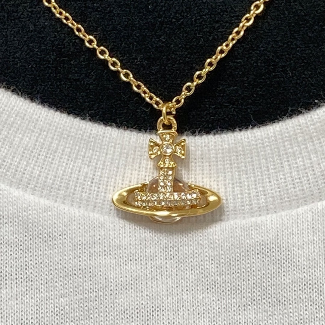 Vivienne Westwood(ヴィヴィアンウエストウッド)のヴィヴィアン　SORADAネックレス　スモールサイズ　ゴールド レディースのアクセサリー(ネックレス)の商品写真