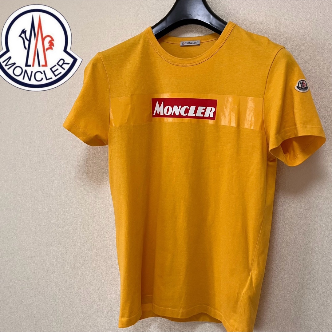 MONCLER(モンクレール)のMONCLER モンクレール メンズ Tシャツ カットソー ロゴ 黄色 S M メンズのトップス(Tシャツ/カットソー(半袖/袖なし))の商品写真