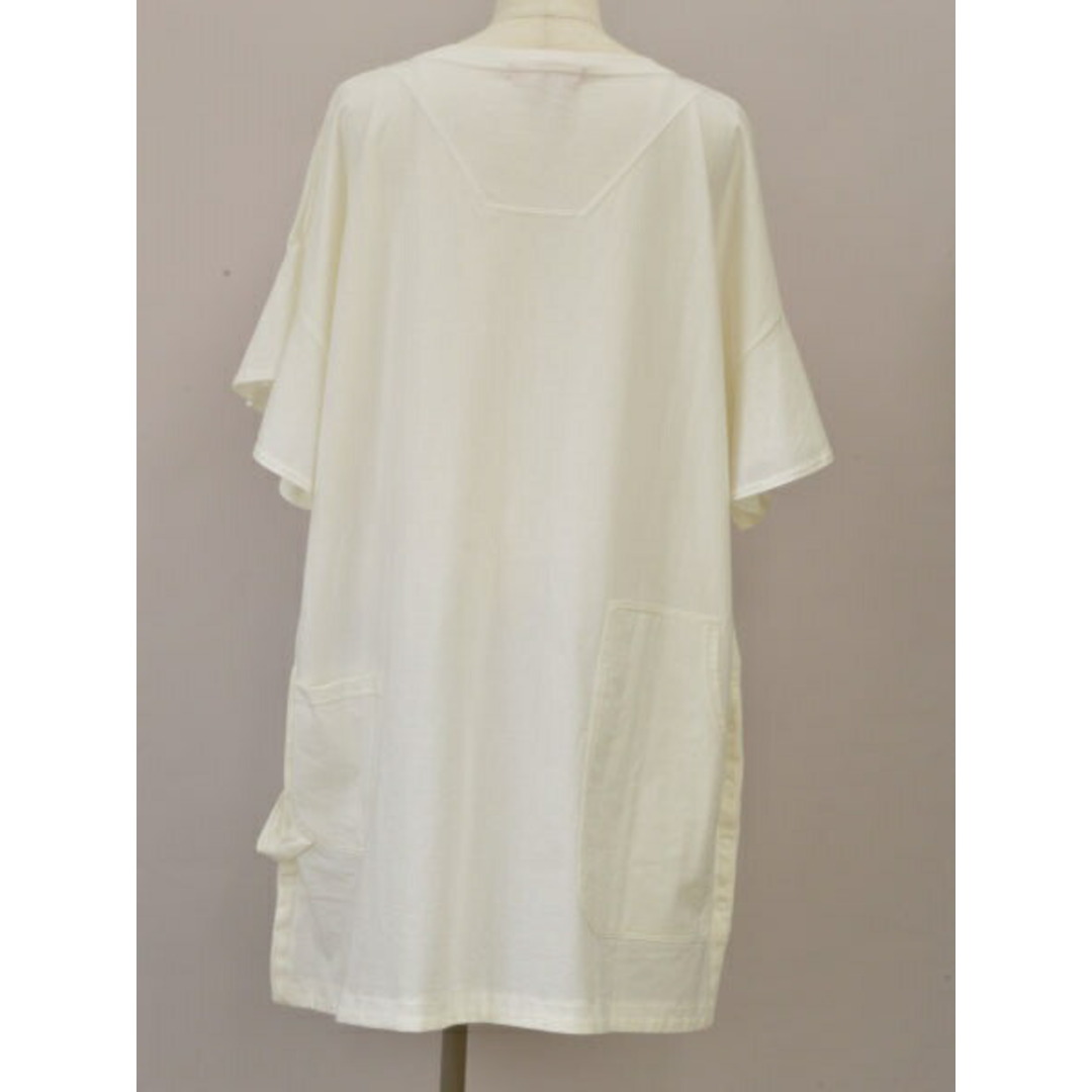 TSUMORI CHISATO(ツモリチサト)のツモリチサト TSUMORI CHISATO ロングTシャツ パールモチーフ 3サイズ ホワイト レディース j_p F-L7372 レディースのトップス(Tシャツ(半袖/袖なし))の商品写真