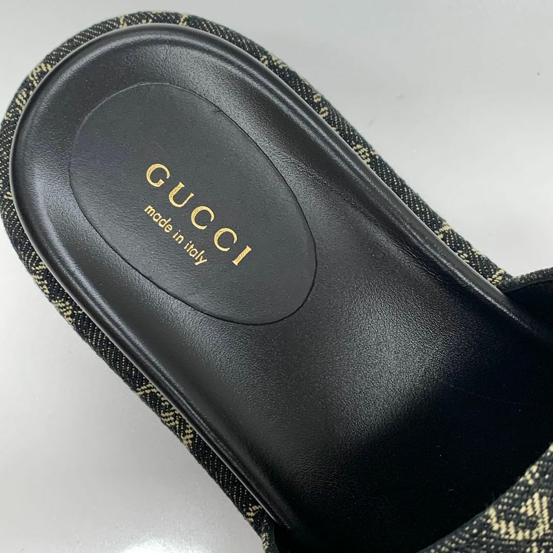 Gucci(グッチ)の8205 グッチ デニム GG プラットフォーム サンダル ネイビー系 レディースの靴/シューズ(サンダル)の商品写真