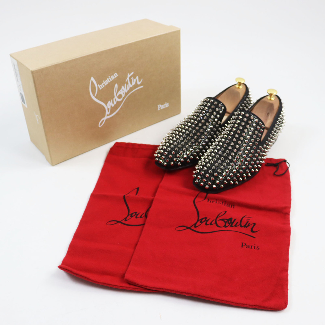 Christian Louboutin(クリスチャンルブタン)の美品●Christian Louboutin クリスチャンルブタン ダンデライオン スウェード スパイクスタッズ付き ローファー スリッポン ブラック 41.5 箱・保存袋付き イタリア製 メンズ メンズの靴/シューズ(スリッポン/モカシン)の商品写真